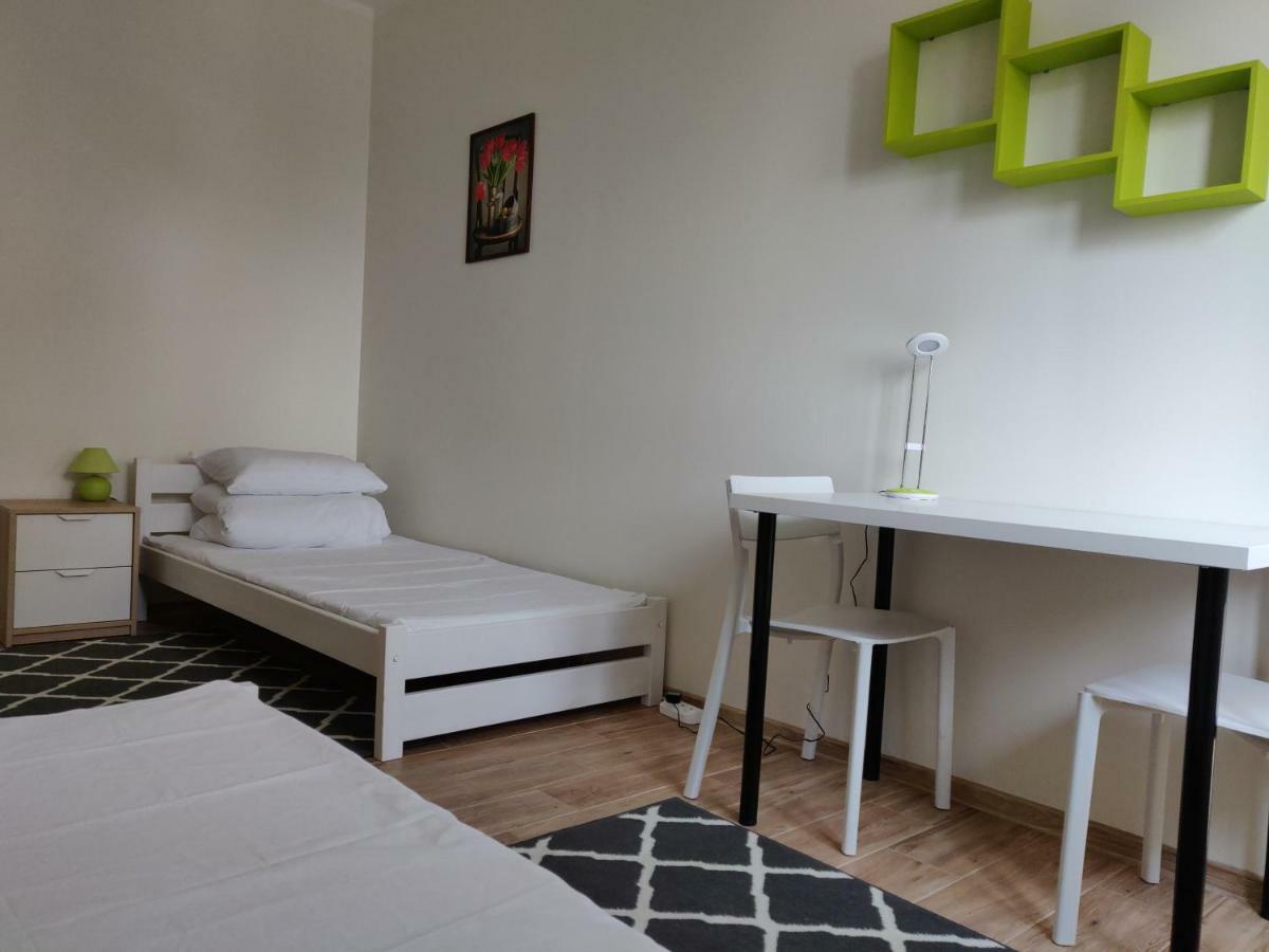 601 Apartment Warschau